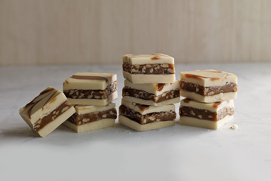 Caramel Pecan Praline Fudge